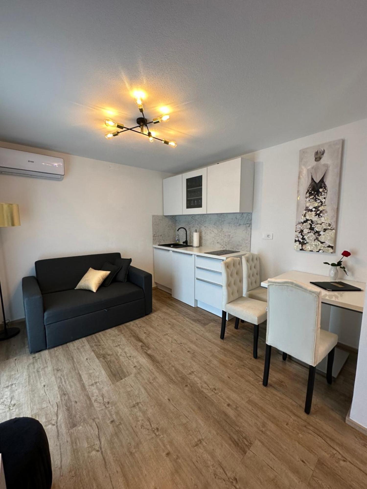 Apartmaji Meli Pu Izola Extérieur photo